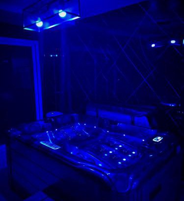 Checy Apartment | KALME Spa&Sauna - Maison avec Spa et Sauna privatifs