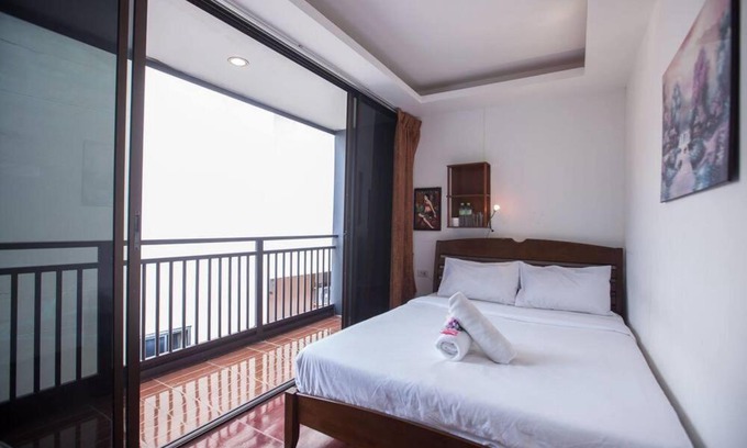 Kamala Hotel | Kamala bay inn