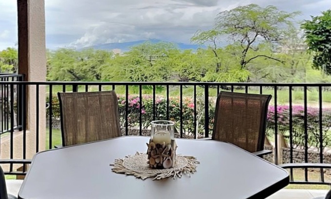 Kihei Condo | Kamaole Sands 4-210 | Stunning Tropical Views!