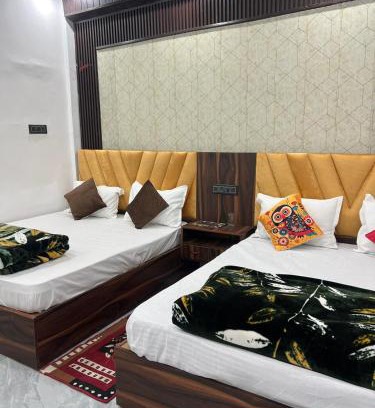 Ayodhya House | Kanak Bihari Yatri Niwas, 100 Meter Ram Ki Paidi, Saryu River
