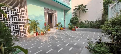Varanasi Bed & Breakfast | KANAK HOME STAY