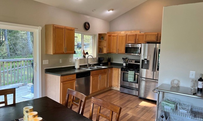 Stevenson House | Kanaka Creek Cabin