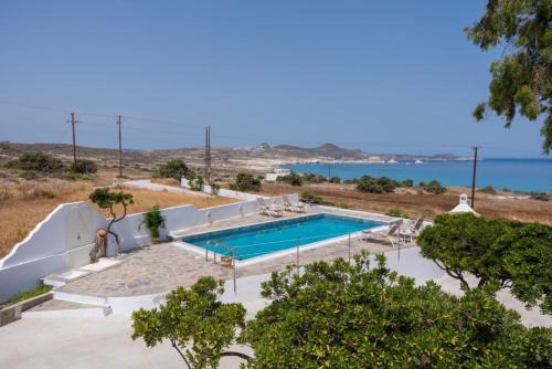 Milos Apartment | Kanelis Studios & Suites