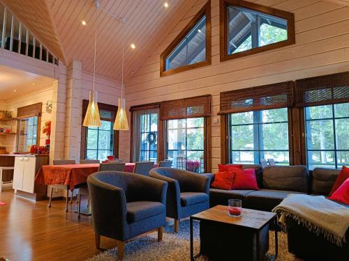 Syote House | Kanerva