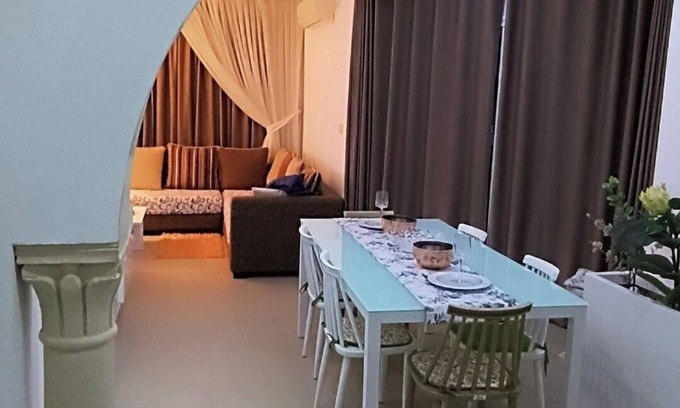 Hammam Sousse Apartment | Kantaoui 25, High-standard apartment by the Mediterranean Sea.