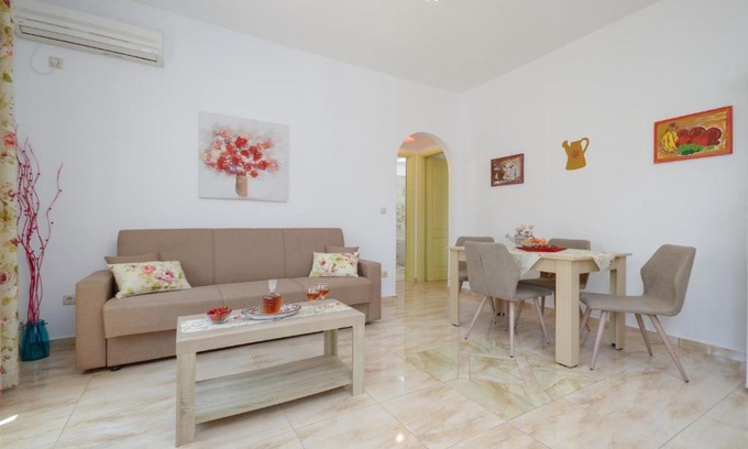 Agios Prokopios Apartment | Kapris House