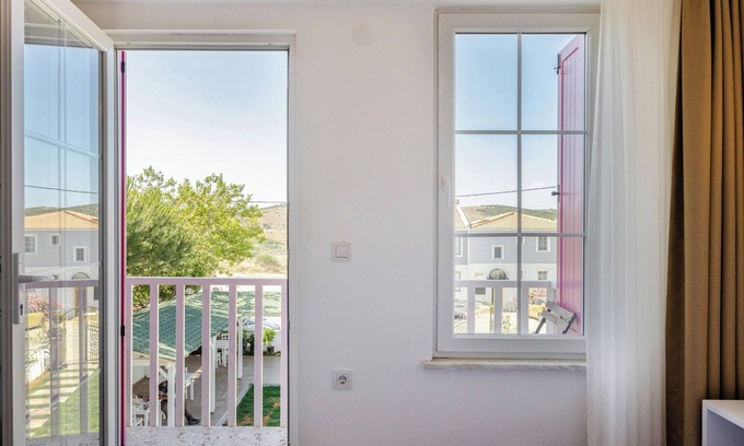 Bozcaada Hotel | Karaüzüm Hotel Bozcaada
