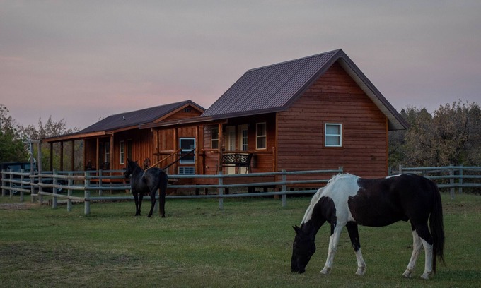 Moorcroft Cabin | Kara Creek Ranch - King Bed Cabin with Kitchen #6