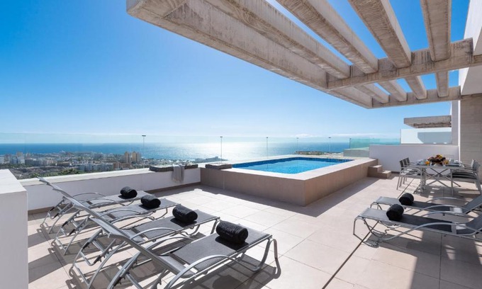 El Madronal House | KARAT Atico Siam Skies