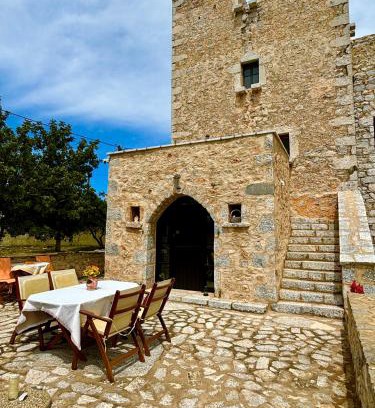 Omales House | Kardiani Traditional Tower House in Mani