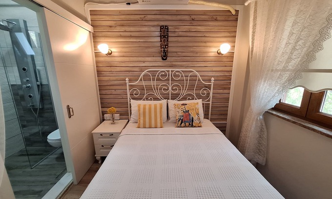 Bozcaada Hotel | Karina Vineyard House