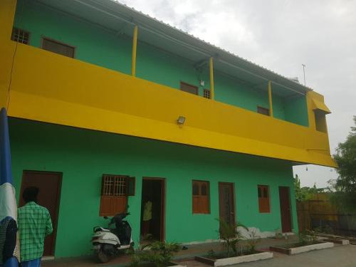 Viluppuram Hotel | Karthikraja Restaurant Rooms