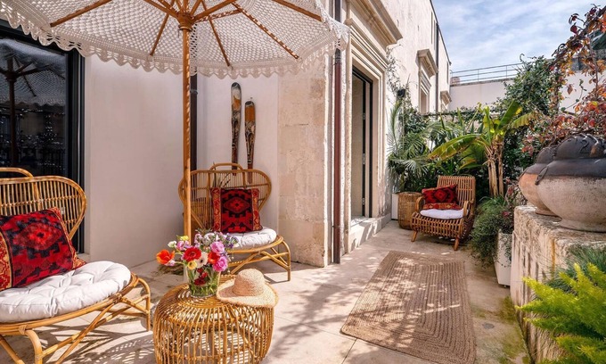 Lecce Historic Center House | KARUNA - Charming mansion in the historic center