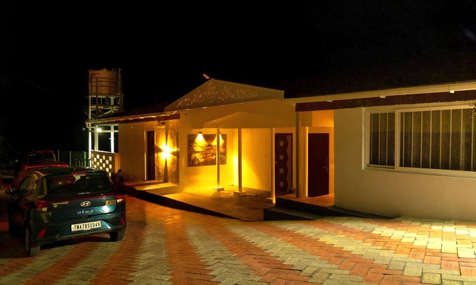 Kodaikanal Bed & Breakfast | Karur Homes