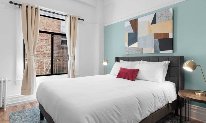 Lower Nob Hill Apartment | Kasa La Monarca | Bright & Airy Studio + Live like a Local in San Francisco