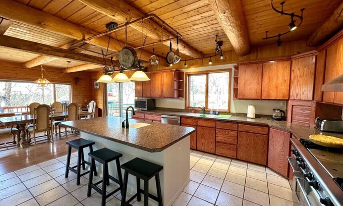 Kasilof House | Kasilof Countrywood Homestead