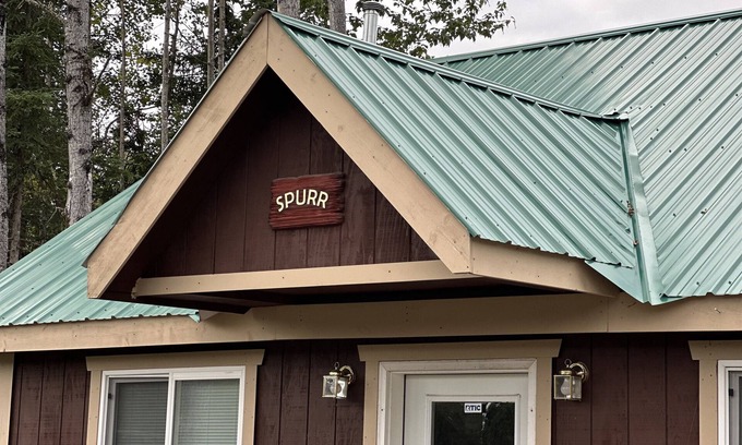 Cohoe Cabin | Kasilof King Cabins - Spurr Cabin