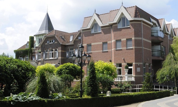 Maaseik Hotel | Kasteel Wurfeld