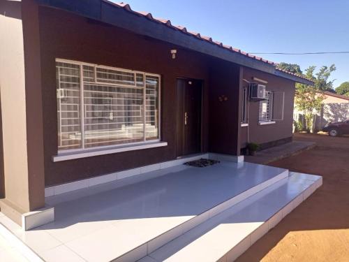 Livingstone Apartment | Kasuda three bedrooms house in Livingstone