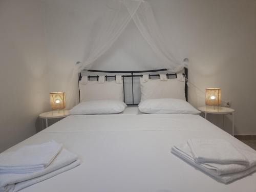 Vari House | Kate's Home