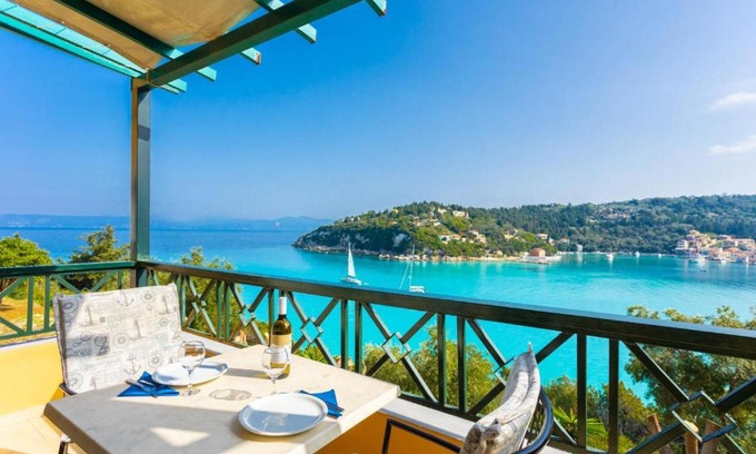 Lakka Villa | Katerina