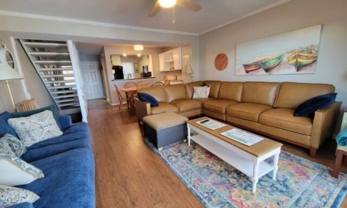 North Shore House | Kates Cottage: Kayaks, Wifi, Main Channel View, close to everything