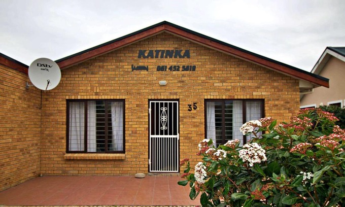 Hermanus Apartment | Katinka Self-Catering