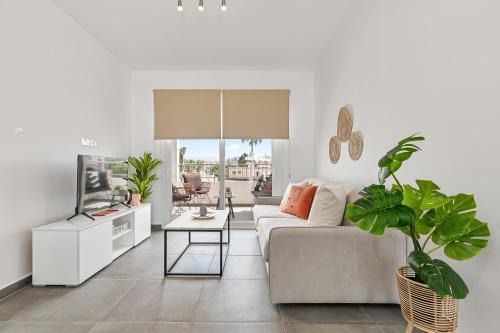 Paphos Apartment | Kato Paphos Apartment | Prime Location by VICHY Holidays