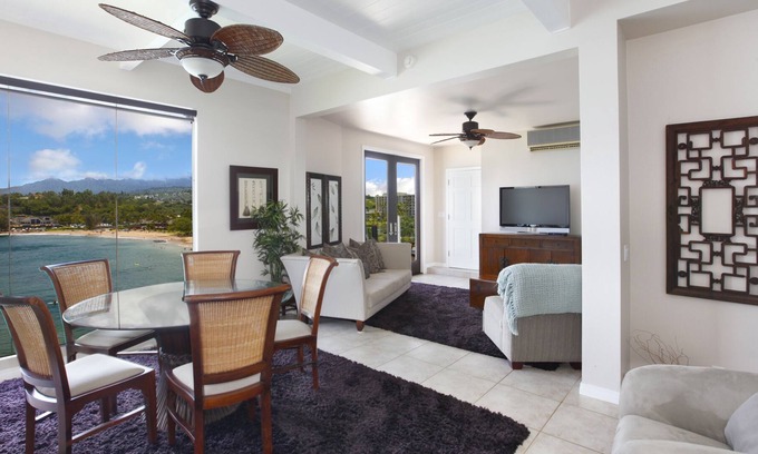 Lihue House | Kauai Exclusive - Pali Kai Suite - Overlooking Kalapaki Bay