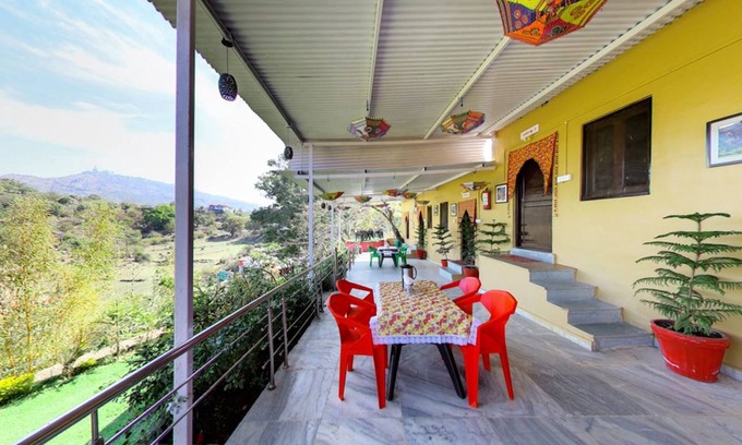 Abu Road Hotel | Kaushal Hilltop Resort and Villa