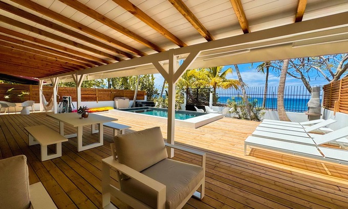 Le Carbet Villa | Kay Alice - Beachfront Villa