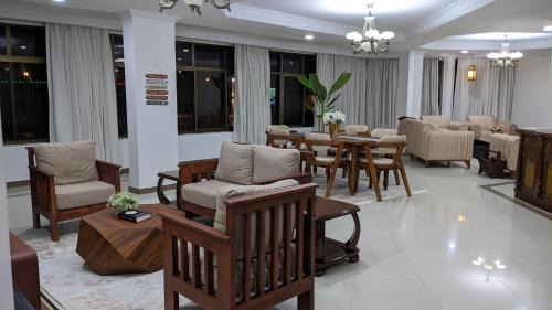 Kivukoni Apartment | Kay's Place Seaview