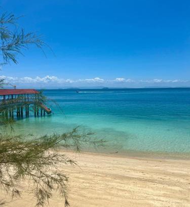 Kuala Besut House | Kayangan Crystal Chalet