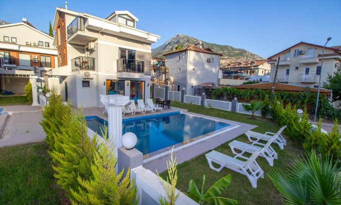 Hisaronu Villa | Kayapark 4+1 Villa, Özel Havuzlu, Fethiye