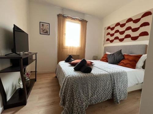 Le Kremlin-Bicetre Apartment | KB 50 - Hôpital Bicêtre - Metro 14 et 7 - Free Parking - Ascenseur