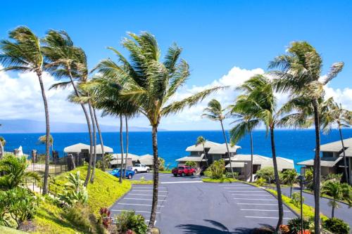 Napili Apartment | KBM Resorts FREE CAR Kapalua Bay Villa Ocean View 2-Bedroom Condo KBV-16G4