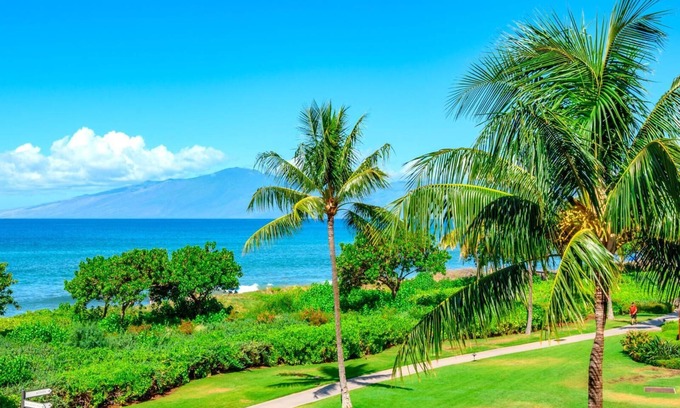 Honokowai Condo | KBM Resorts | FREE CAR | Honua Kai Hokulani | Oceanfront | 11-Bedroom Condo | Private BBQ on Balconies! HKH-201/03/04/11