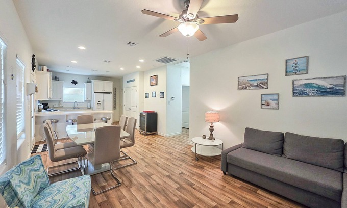 Crystal Beach House | KC'S Sunshine - a 2 bedroom, 2 bath home that sleeps 9.
