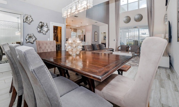 Kissimmee House | KCC4749 Summary: Stor