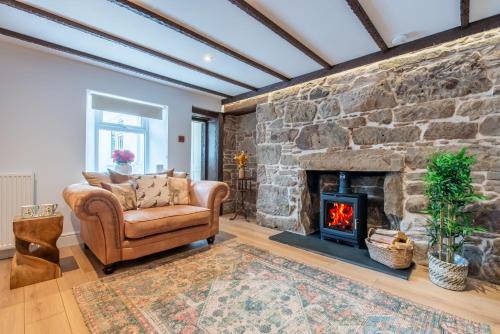 Nairn House | Keel Cottage & Dog Friendly
