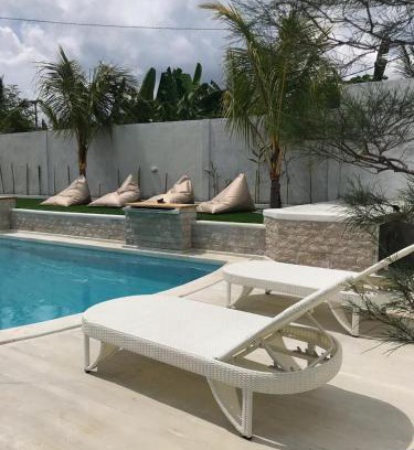 Mendoyo Hotel | Kelapa Surf Villa