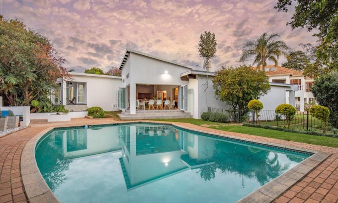Pretoria House | Kelkiewyn Waterkloof Guesthouse