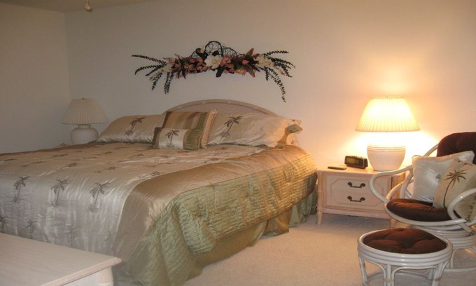 Iona Apartment | Kelly Greens Golf @ country club