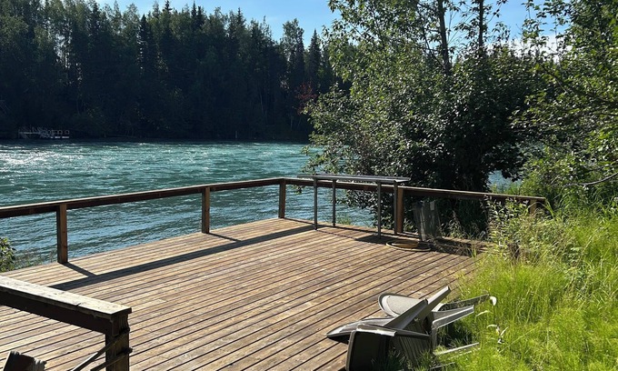 Sterling House | Kenai River Frontage - Bings Landing