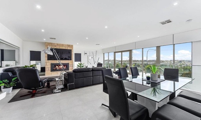 Mount Gambier Apartment | KENNEDY EXECUTIVE TOWNHOUSE