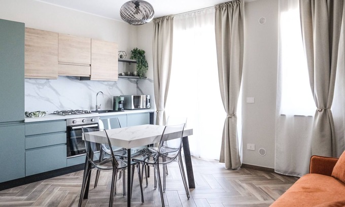 Milazzo Apartment | Kenya Apt Milazzo: Center & Port Aeolian Islands