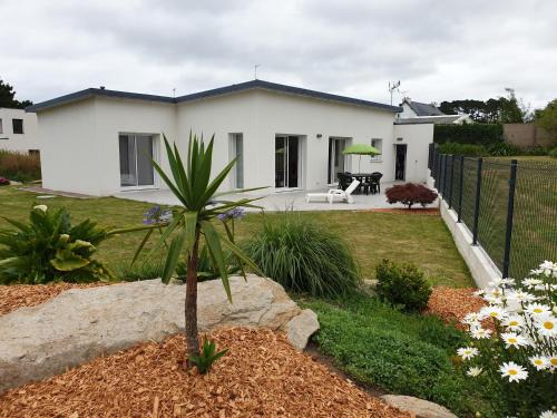 Pleumeur-Bodou House | KERALIES