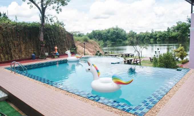 Chanthaburi Bed & Breakfast | Keree Lakeview