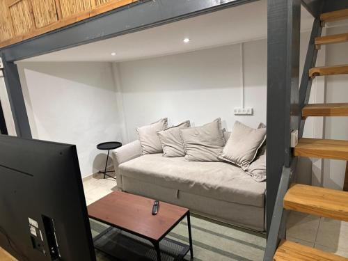 Kerem HaTeimanim Apartment | Kerem-market Studio 1