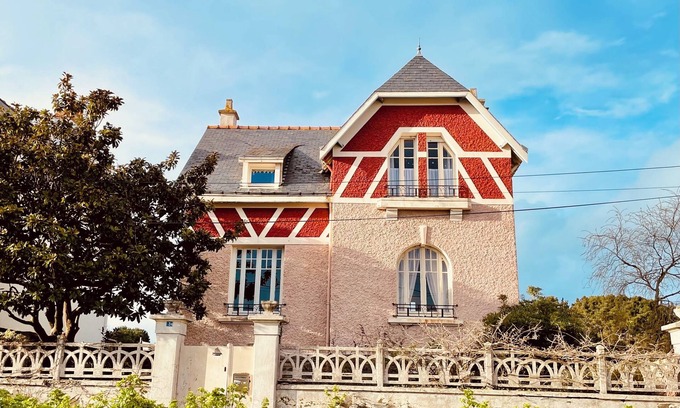 Groix House | KerPaulAnna Maison Familiale between Port Tudy and the village